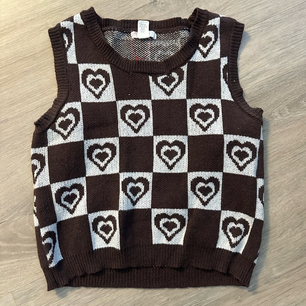Full Tilt Brown and White Patterned Sweater Vest